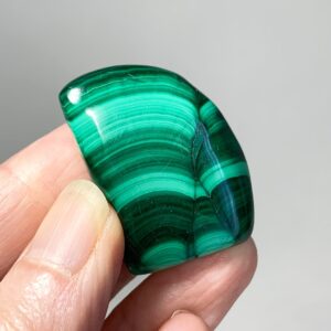 MALACHITE Tumbled Stone 1.4" - 32g MALACHITE Tumbled Stone 1.4" - 32g