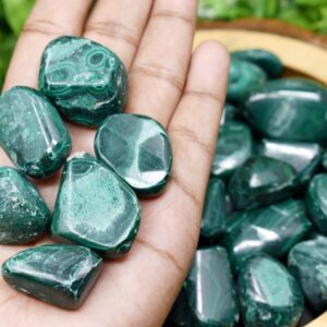 Malachite Tumbled Stones, Healing Crystals, Tumbled Stones in pack sizes of 1,2,5, 100 grams and 200 grams Malachite Tumbled Stones, Healing Crystals, Tumbled Stones in pack sizes of 1,2,5, 100 grams and 200 grams