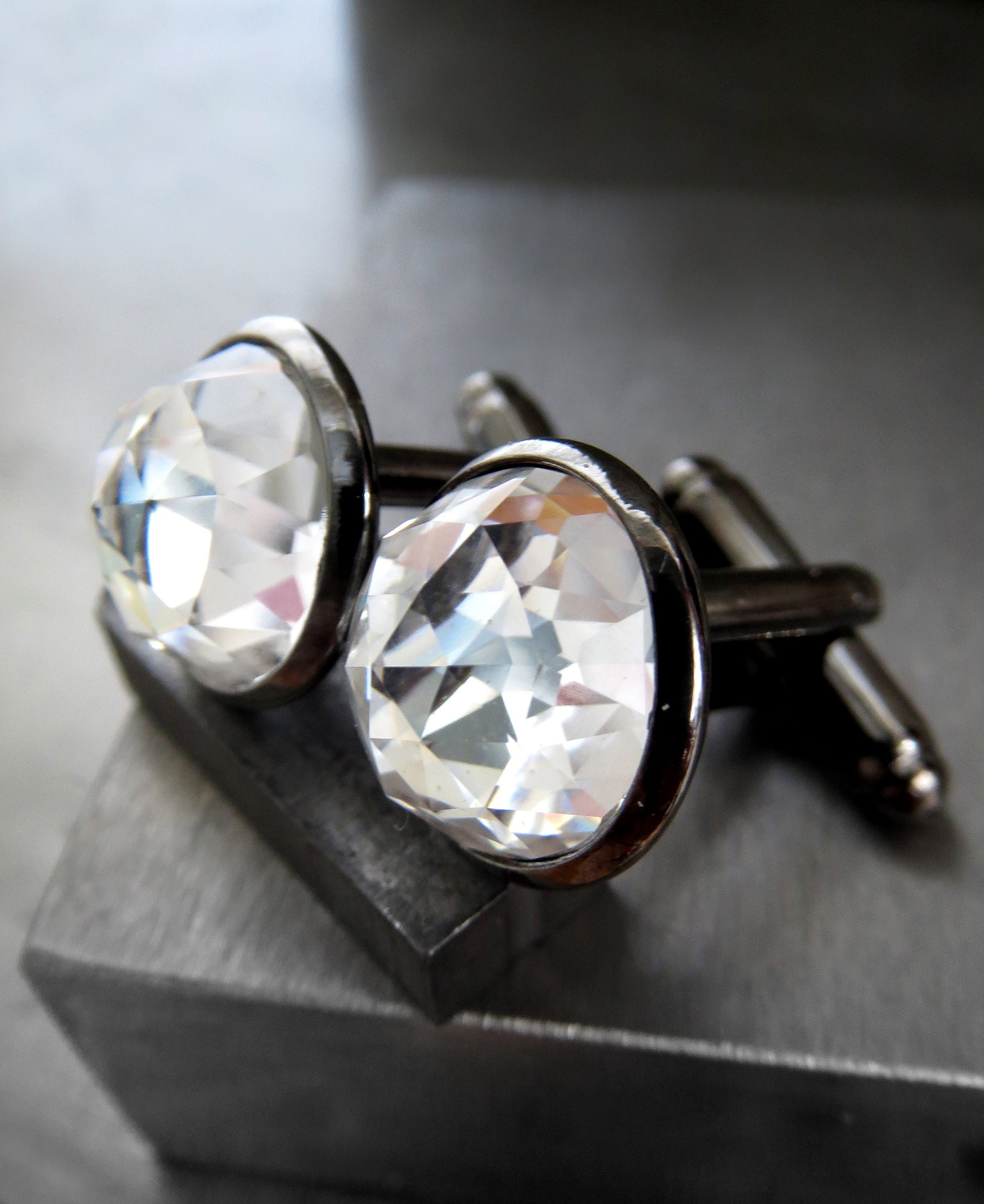 Mens Formal Crystal Cufflinks With Black Gunmetal Settings