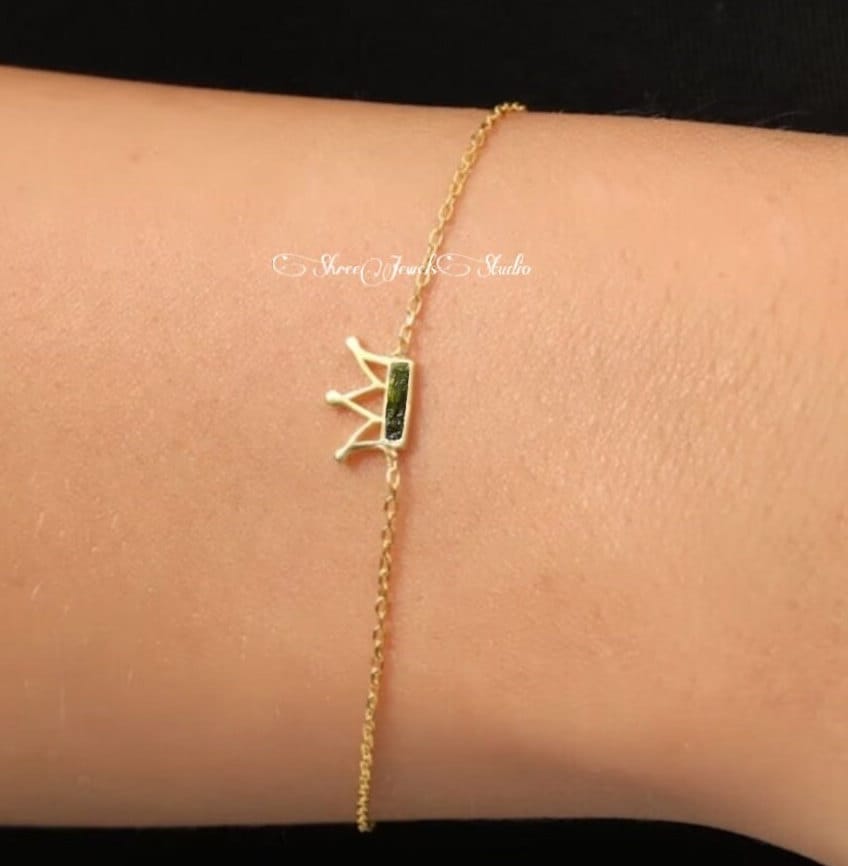 Natural Raw Moldavite Gemstone Bracelet In 925 Silver & Gold, Crown Shape Bracelet, Moldavite Jewelry, Anniversary Gift, Gift For Her