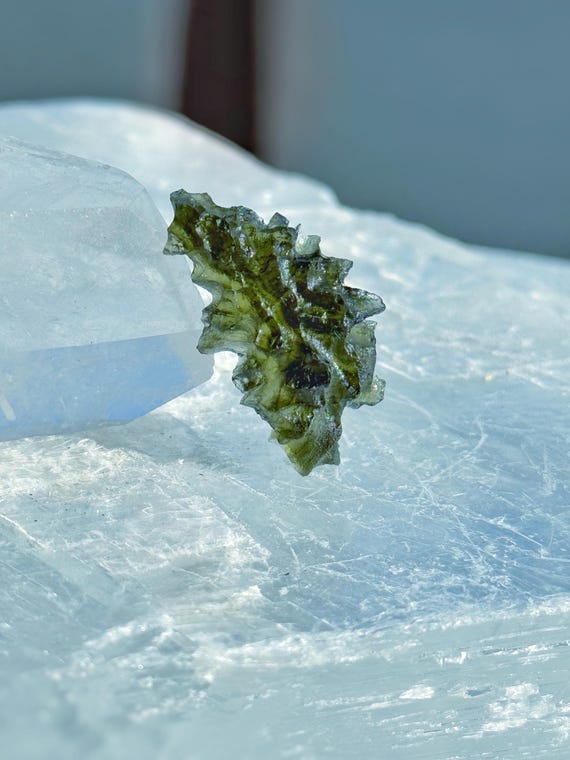 Besednice Moldavite: 2.54g Rough Green Meteorite Talisman Besednice Moldavite: 2.54g Rough Green Meteorite Talisman