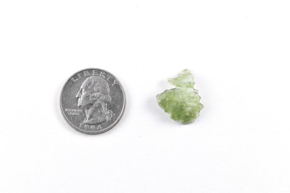 Besednice Moldavite, Genuine Raw Czech Crystal (0.89g) Besednice Moldavite, Genuine Raw Czech Crystal (0.89g)