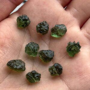 Certified Moldavite Bead: Raw Crystal Meteorite Jewelry (0.4-1,0 g)