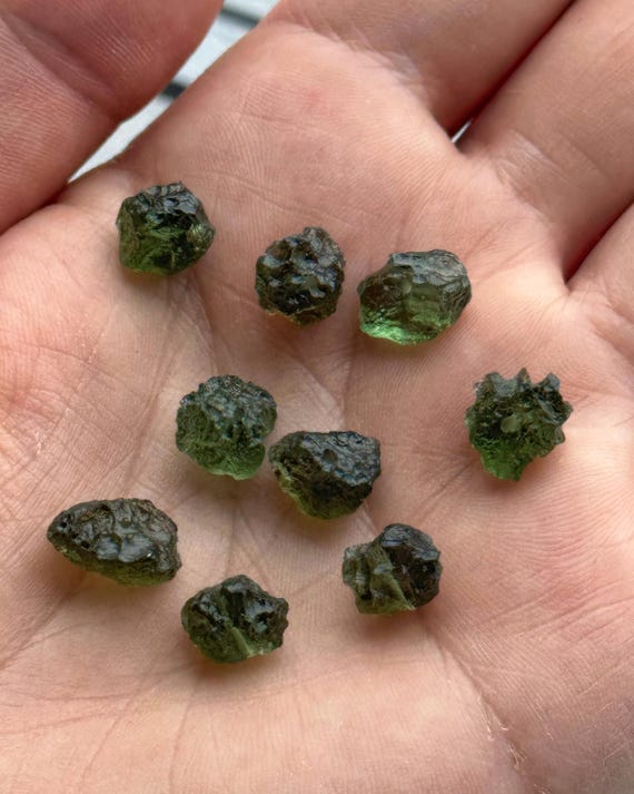 Certified Moldavite Bead: Raw Crystal Meteorite Jewelry (0.4-1,0 G)
