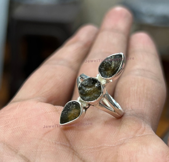 Handmade Raw Moldavite Ring: 925 Sterling Silver Teardrop Tektite Jewelry Handmade Raw Moldavite Ring: 925 Sterling Silver Teardrop Tektite Jewelry