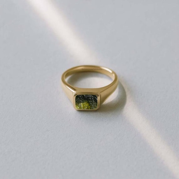 Men's Moldavite Signet Ring, Sterling Silver 925, Handmade Men's Moldavite Signet Ring, Sterling Silver 925, Handmade