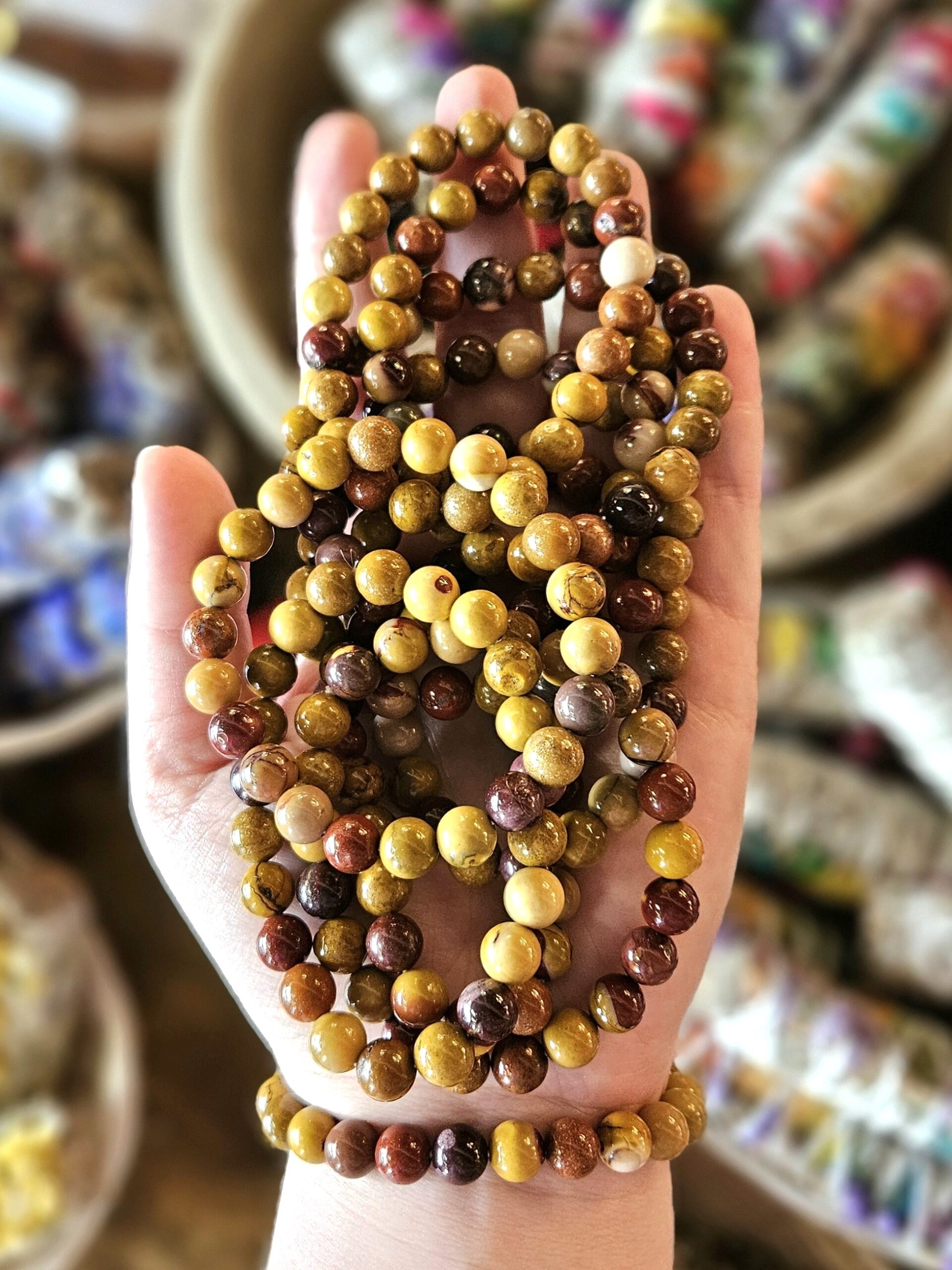 Mookaite Jasper Bead Bracelet, 8mm Round Beads / Gemstone Bracelet / Stretch Cord