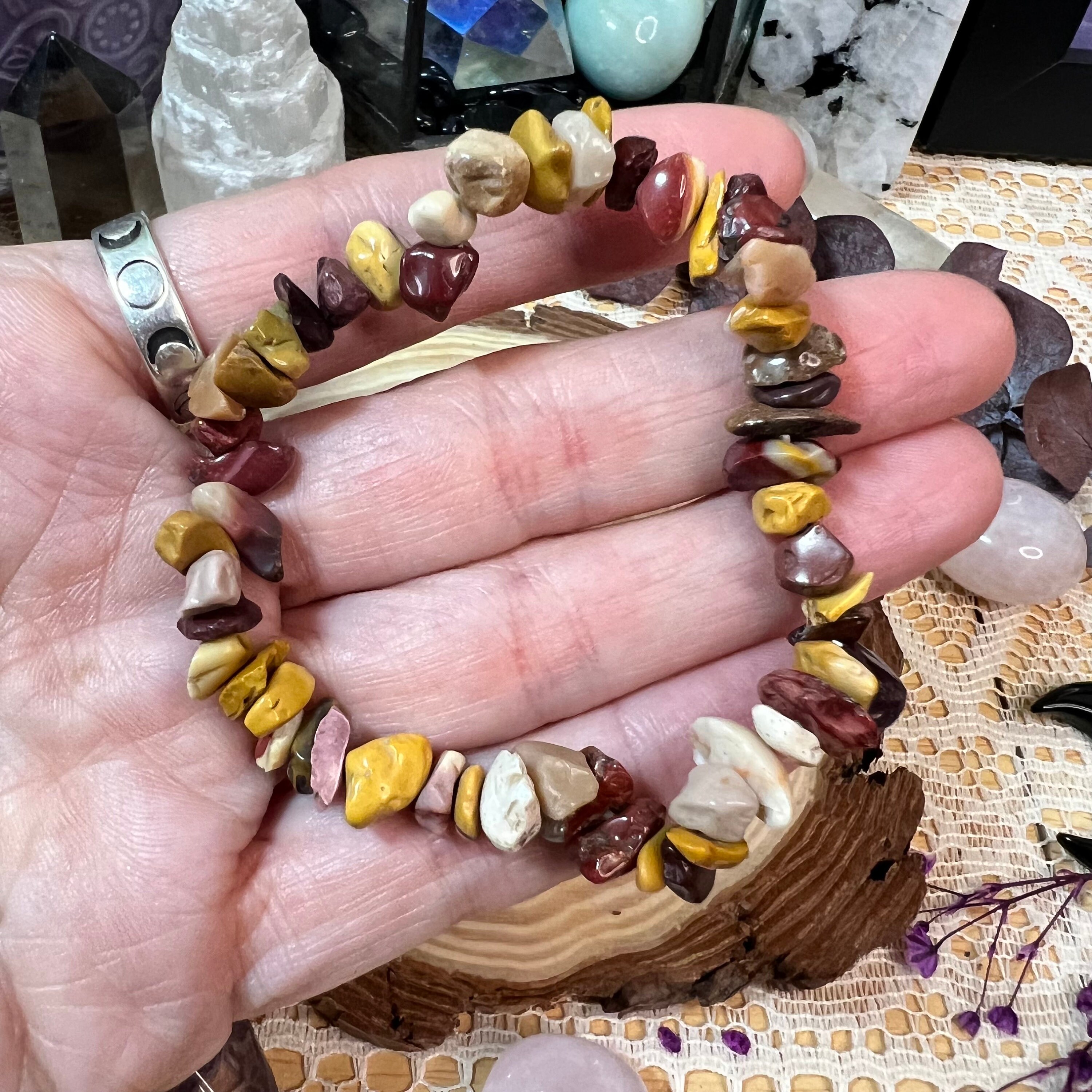 Mookaite Jasper Crystal Chip Bracelet Mookaite Jasper Crystal Chip Bracelet