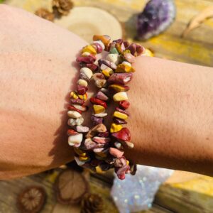 Natural Mookaite Chip Bracelet,healing Braclet,stretchy Chip Beads Bracelet,chip Stretchy String Bracelet.7.5 Inches Bracelet.