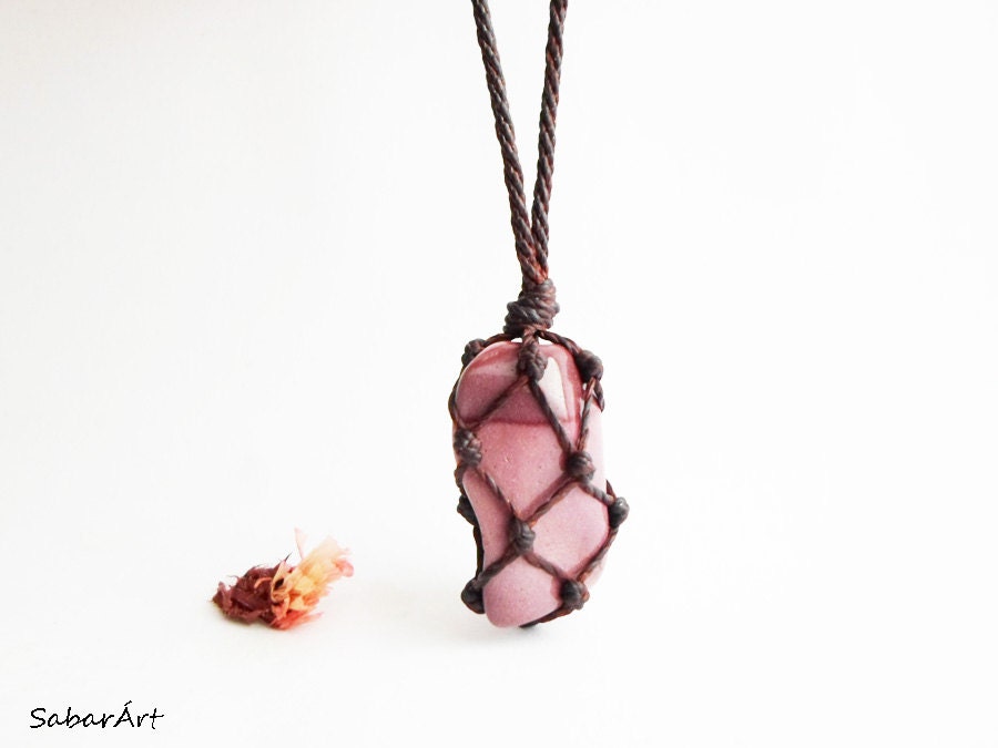 Mookaite Necklace In Yellow, Pink Or Red Shades: Mookaite, A Jasper Stone Native To Australia