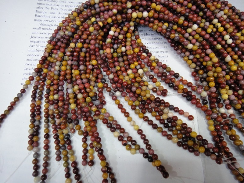 4mm Natural Mookaite Jasper Round Beads, 15.5 Inch