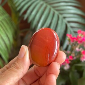 Small Mookaite Palmstone, Palm Stone, Mookaite, Mookaite Pebble Small Mookaite Palmstone, Palm Stone, Mookaite, Mookaite Pebble