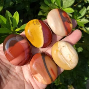 Mookaite Jasper Palm Stone, Tumbled Mookaite Crystal, Pocket Worry Stone, Healing Crystal for Calm & Strength, Mookaite Soap Stone