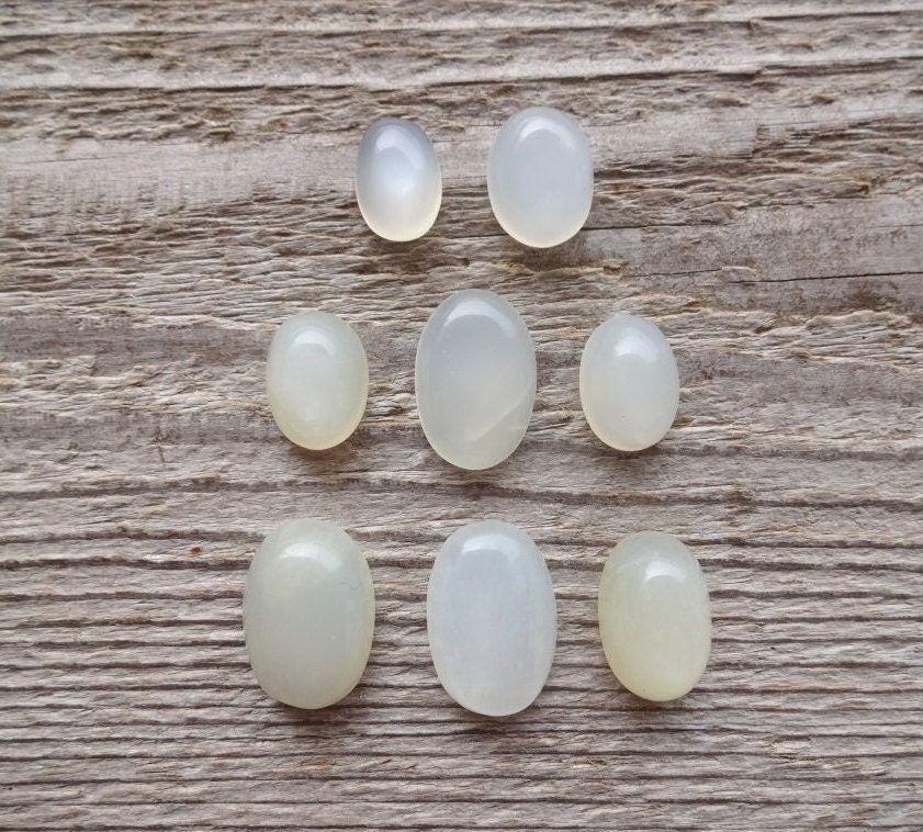 Milk Moonstone Cabochon, Ring Size, White Gemstone, Silk Moonstone Small Size Oval