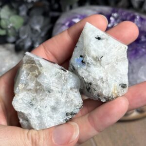One moonstone point, Standing moonstone point One moonstone point, Standing moonstone point