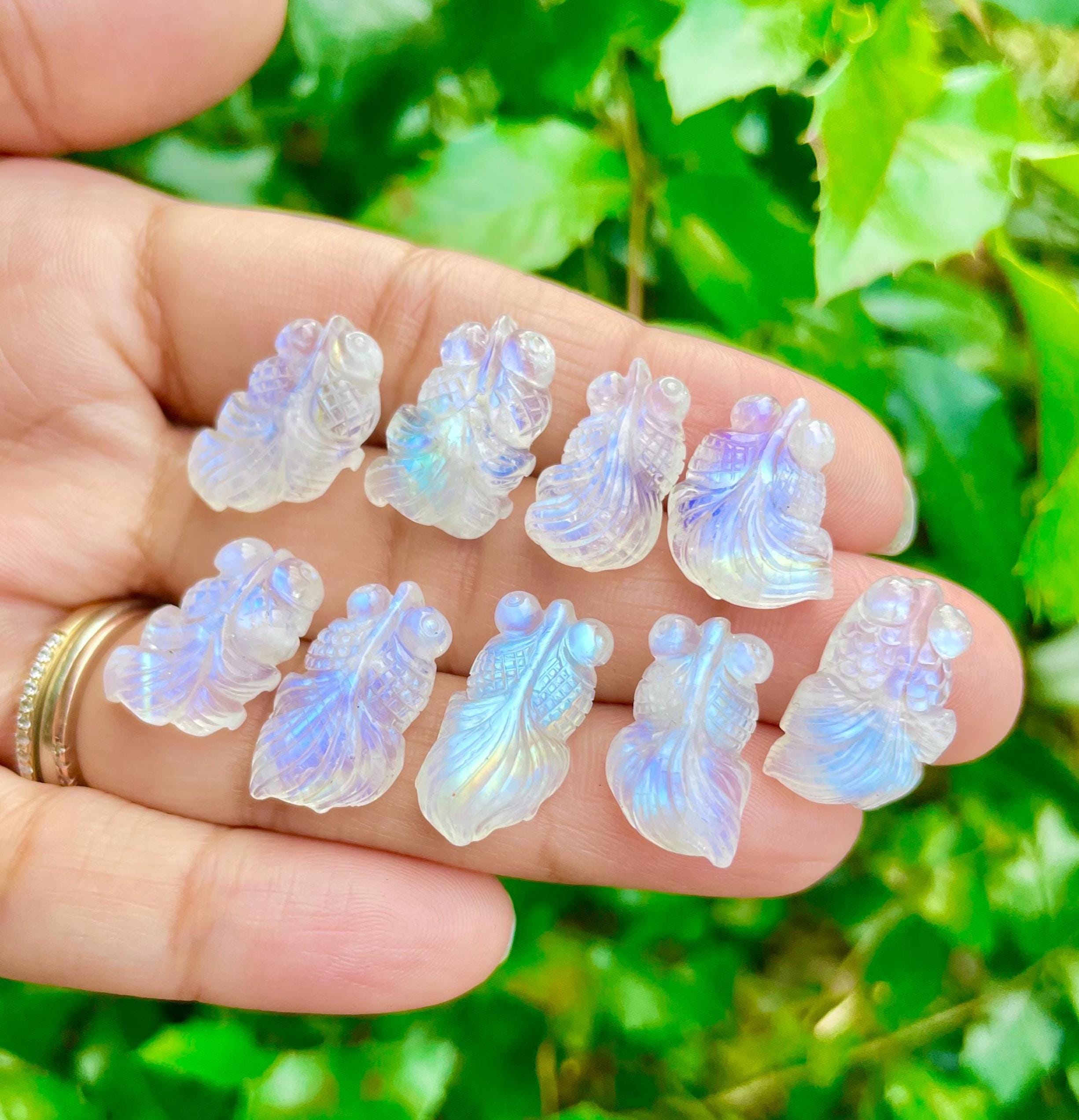Madagascar Moonstone Crystal Koi Fish : Mini Carved Gemstone Goldfish Hq (16-20mm)
