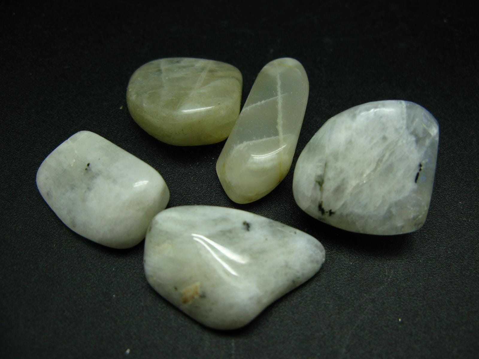 Lot Of 5 Large Tumbled Natural Moonstone (orthoclase Feldspar) Crystals From India Lot Of 5 Large Tumbled Natural Moonstone (orthoclase Feldspar) Crystals From India