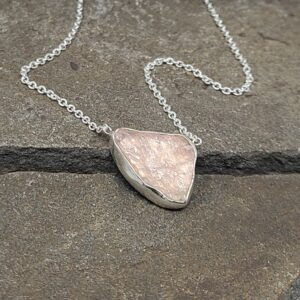 Raw Morganite Necklace, Morganite Necklaces For Women, Raw Stone Necklace, Womens Gift For Women, Morganite Jewelry, Pink Gemstone Necklace