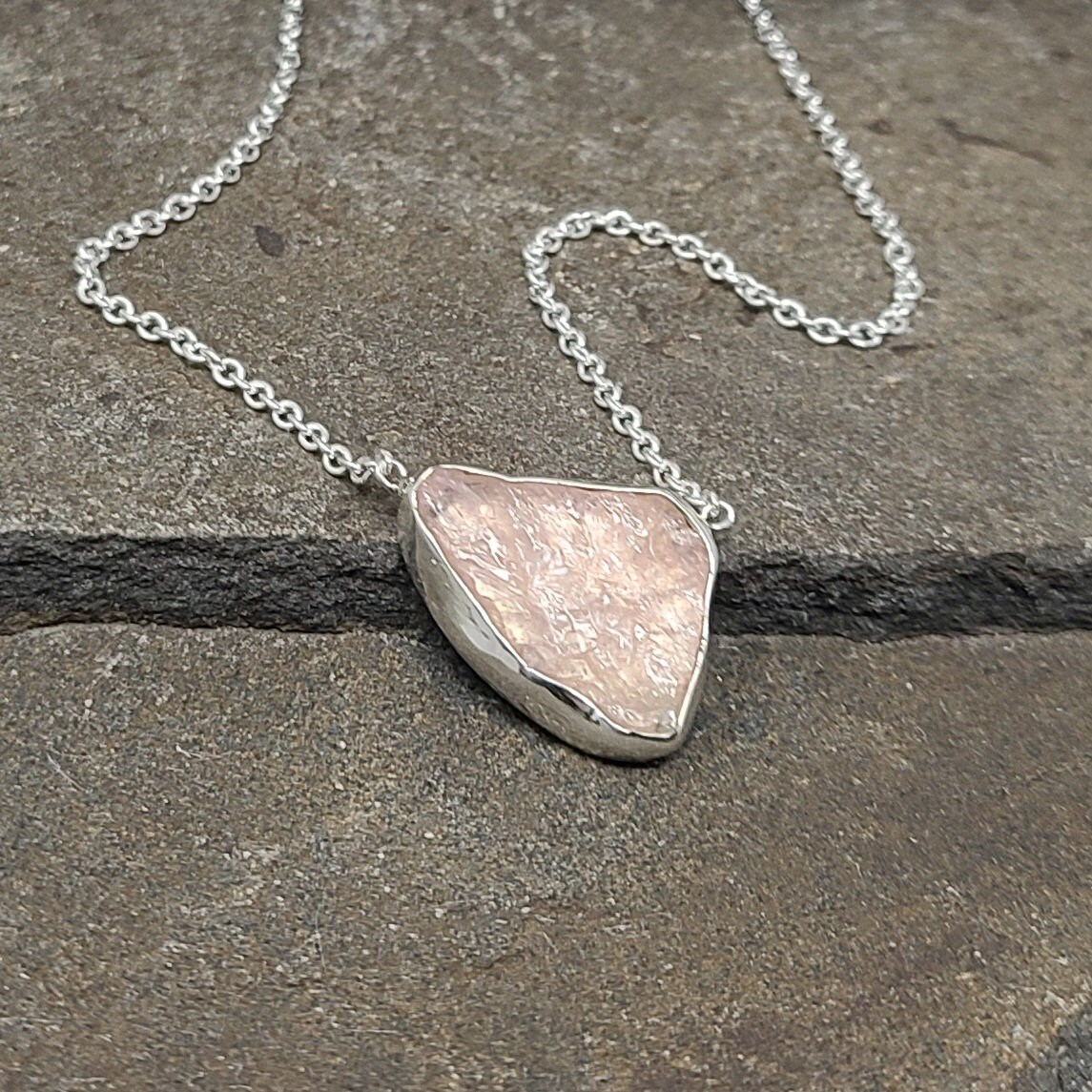 Raw Morganite Necklace, Morganite Necklaces For Women, Raw Stone Necklace, Womens Gift For Women, Morganite Jewelry, Pink Gemstone Necklace Raw Morganite Necklace, Morganite Necklaces For Women, Raw Stone Necklace, Womens Gift For Women, Morganite Jewelry, Pink Gemstone Necklace