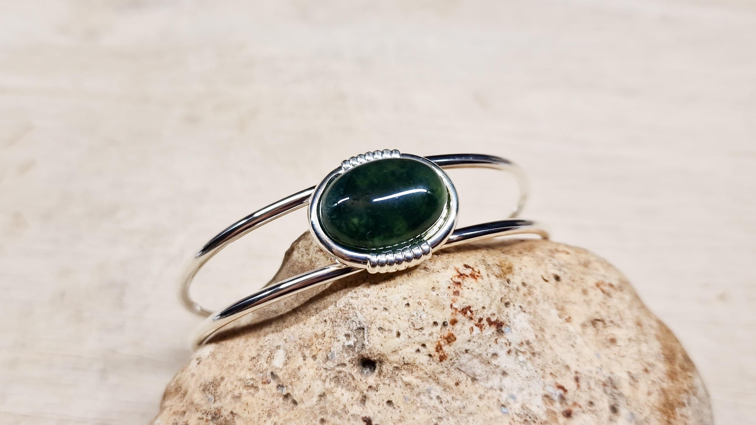 Moss Agate Cuff Bracelet. Reiki Jewelry Uk. Silver Plated Adjustable Bracelet. Virgo Jewelry Moss Agate Cuff Bracelet. Reiki Jewelry Uk. Silver Plated Adjustable Bracelet. Virgo Jewelry