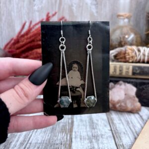Moss Agate Fine Silver Crystal Drop Earrings / Long Dangle Witchy Earrings Moss Agate Fine Silver Crystal Drop Earrings / Long Dangle Witchy Earrings