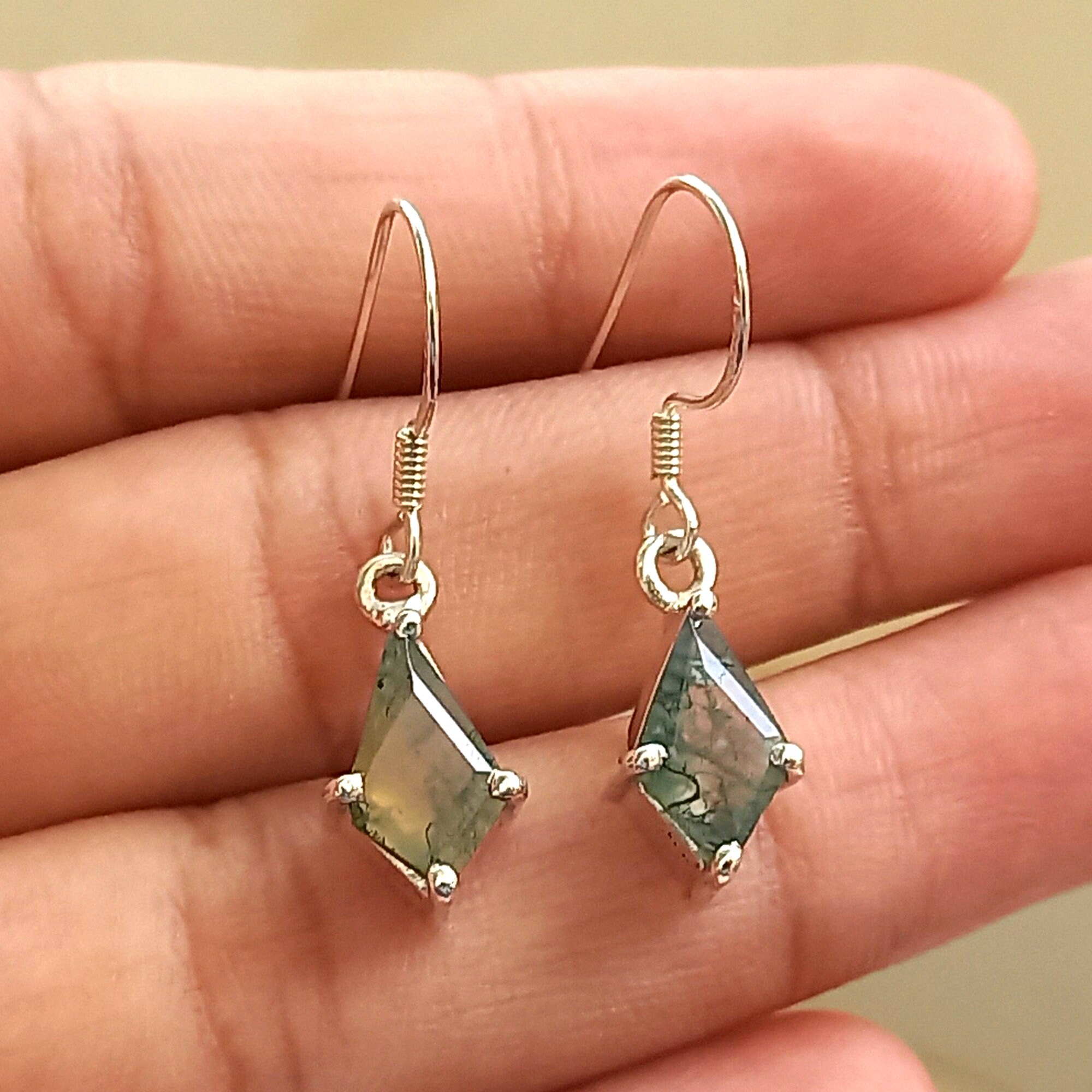 Kite Moss Agate Earrings: 925 Sterling Silver Dangle Earrings