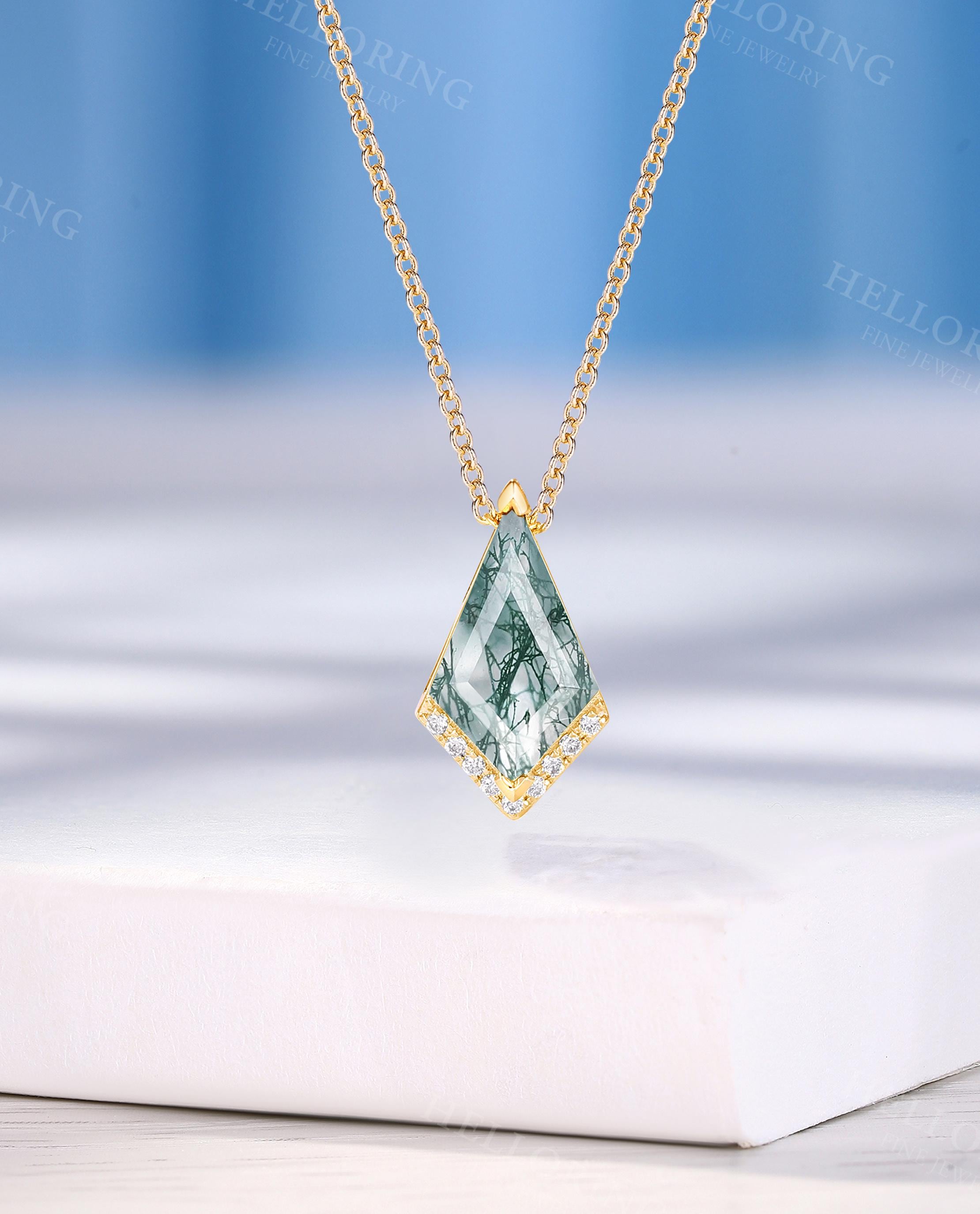 Art Deco Kite Shape Moss Agate Necklace With Moissanite, Handmade 14k Solid Gold Necklace, Custom Gemstone Neckalce, Birthday Gifts For Her