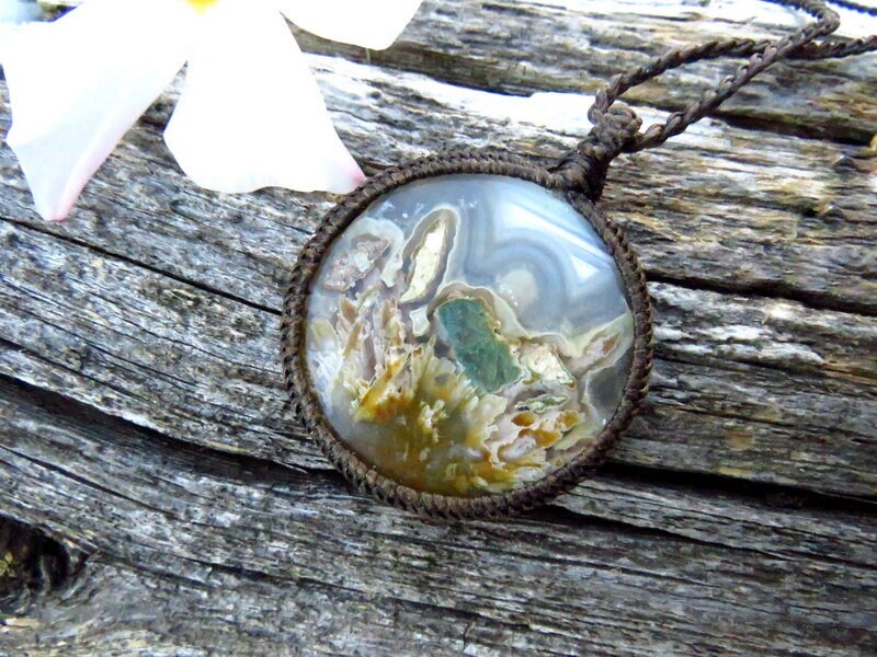 Colorful Agate Gemstone Necklace, Rare Agates Of The World, Agate Jewelry, Macrame Necklace, Moss Agate, Plume Agates, Macrame Necklace Colorful Agate Gemstone Necklace, Rare Agates Of The World, Agate Jewelry, Macrame Necklace, Moss Agate, Plume Agates, Macrame Necklace