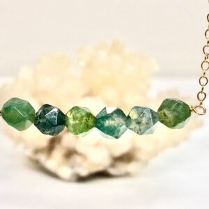 Moss Agate Six Stone Bar Necklace - Heart Chakra Necklace - Healing Crystal Neckalce - Gift For Her - Moss Agate Chakra Jewelry