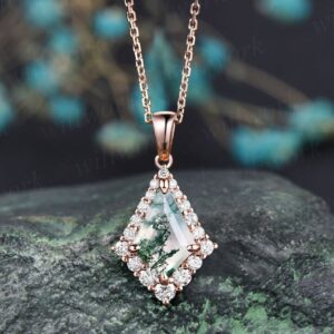 Kite Cut Natural Green Moss Agate Necklace Unique Halo Snowdrift Moissanite Necklace Pendant Rose Gold Women Mother Anniversary Gift Kite Cut Natural Green Moss Agate Necklace Unique Halo Snowdrift Moissanite Necklace Pendant Rose Gold Women Mother Anniversary Gift