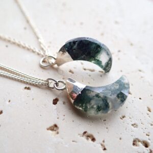 Moss Agate Necklace, Silver Crescent Moon Pendant Necklace, Celestial Jewelry, Moss Agate Pendant, Virgo Zodiac Necklace, Agate Jewelry Gift Moss Agate Necklace, Silver Crescent Moon Pendant Necklace, Celestial Jewelry, Moss Agate Pendant, Virgo Zodiac Necklace, Agate Jewelry Gift