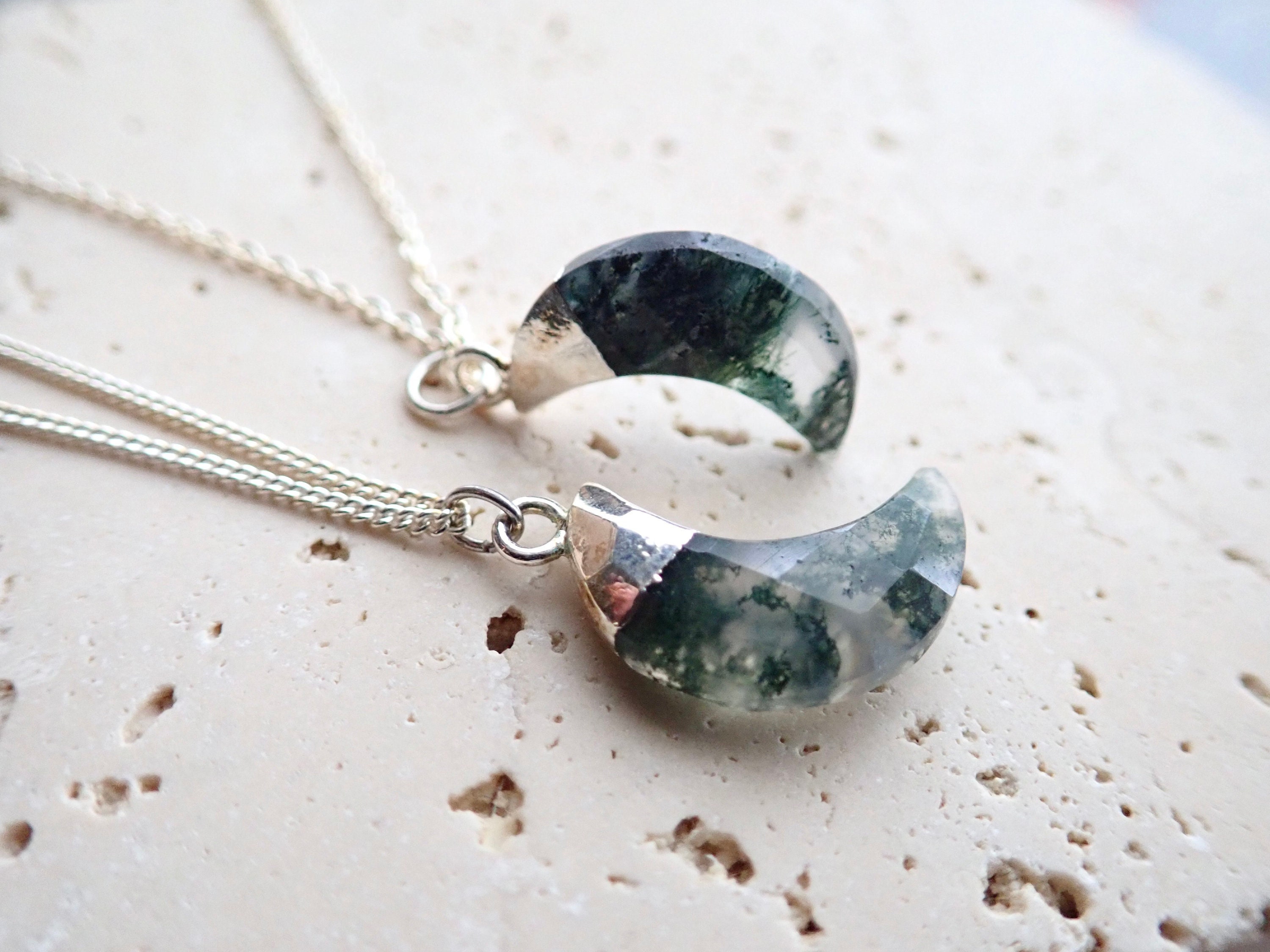 Moss Agate Necklace, Silver Crescent Moon Pendant Necklace, Celestial Jewelry, Moss Agate Pendant, Virgo Zodiac Necklace, Agate Jewelry Gift Moss Agate Necklace, Silver Crescent Moon Pendant Necklace, Celestial Jewelry, Moss Agate Pendant, Virgo Zodiac Necklace, Agate Jewelry Gift