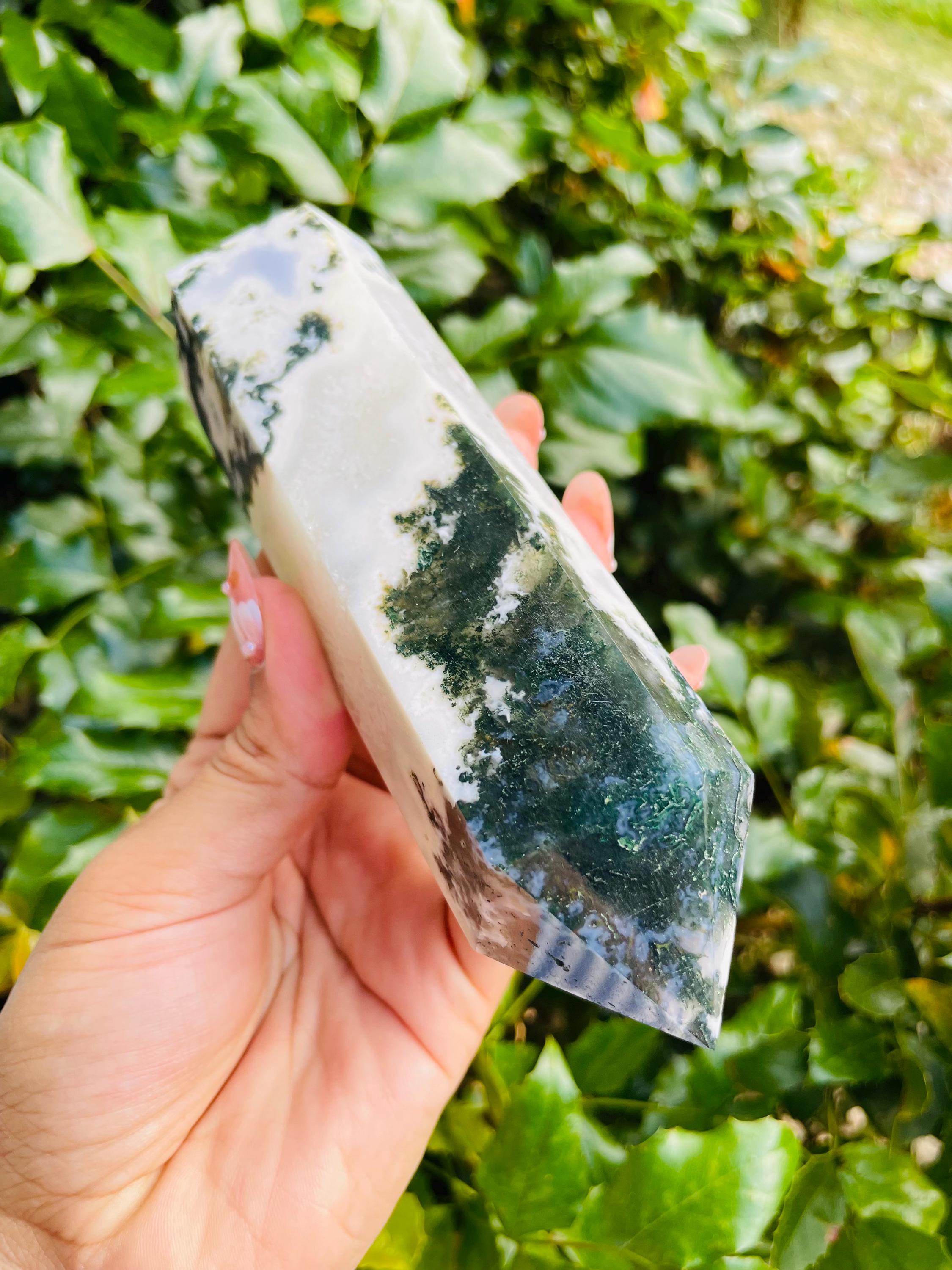 Xl Moss Agate Crystal Tower: Green & White Gemstone Point (6" X 1.75") 427g