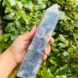 Xxxl Moss Agate Tower: Natural Green Crystal Point (9in X 2.25in, 942g)