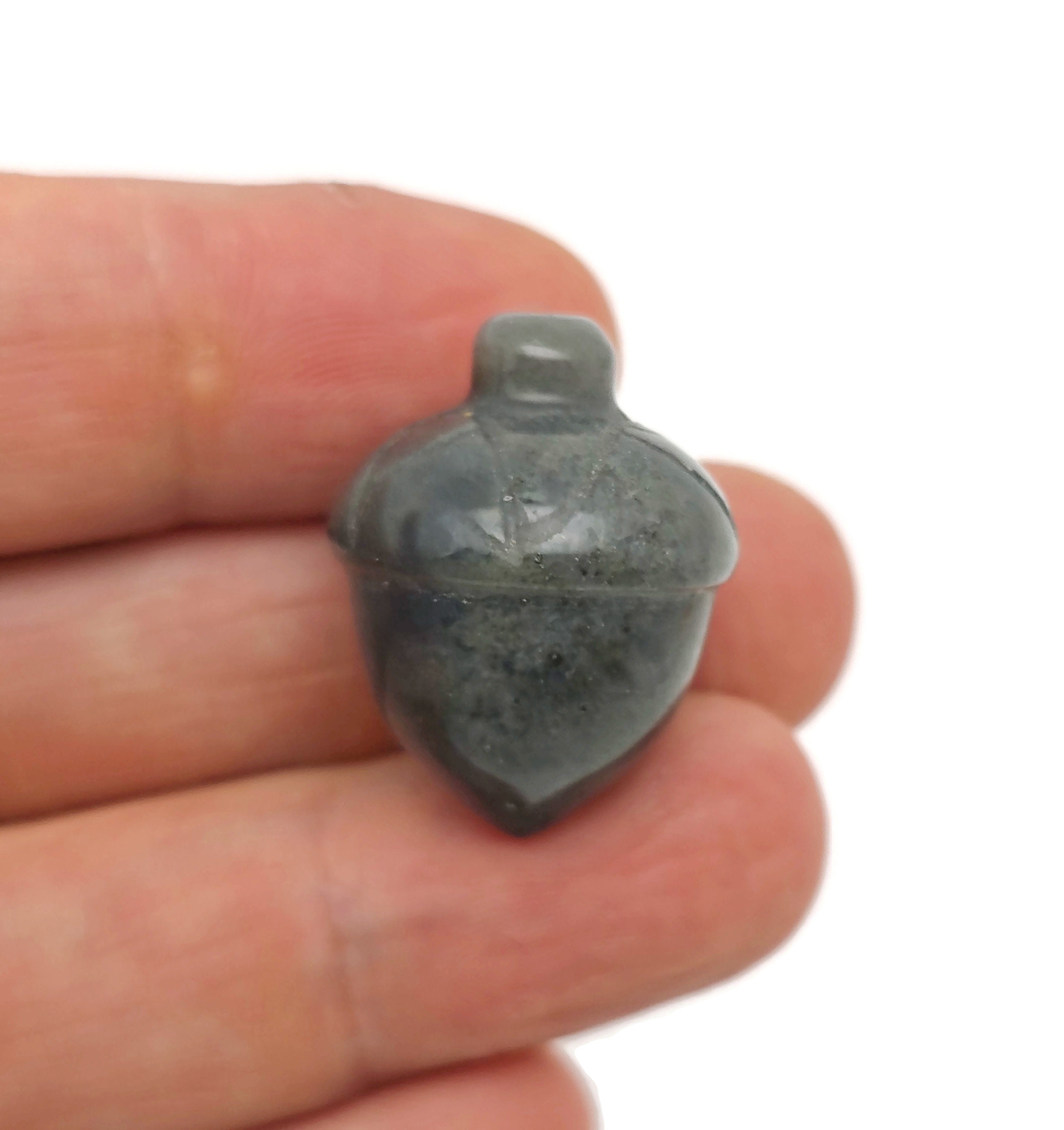 Moss Agate Crystal Acorn Carved - Reiki Healing - Home Crystal Decoration - Crystal Ornament - Crystal Healing - 26mm - Ac1014