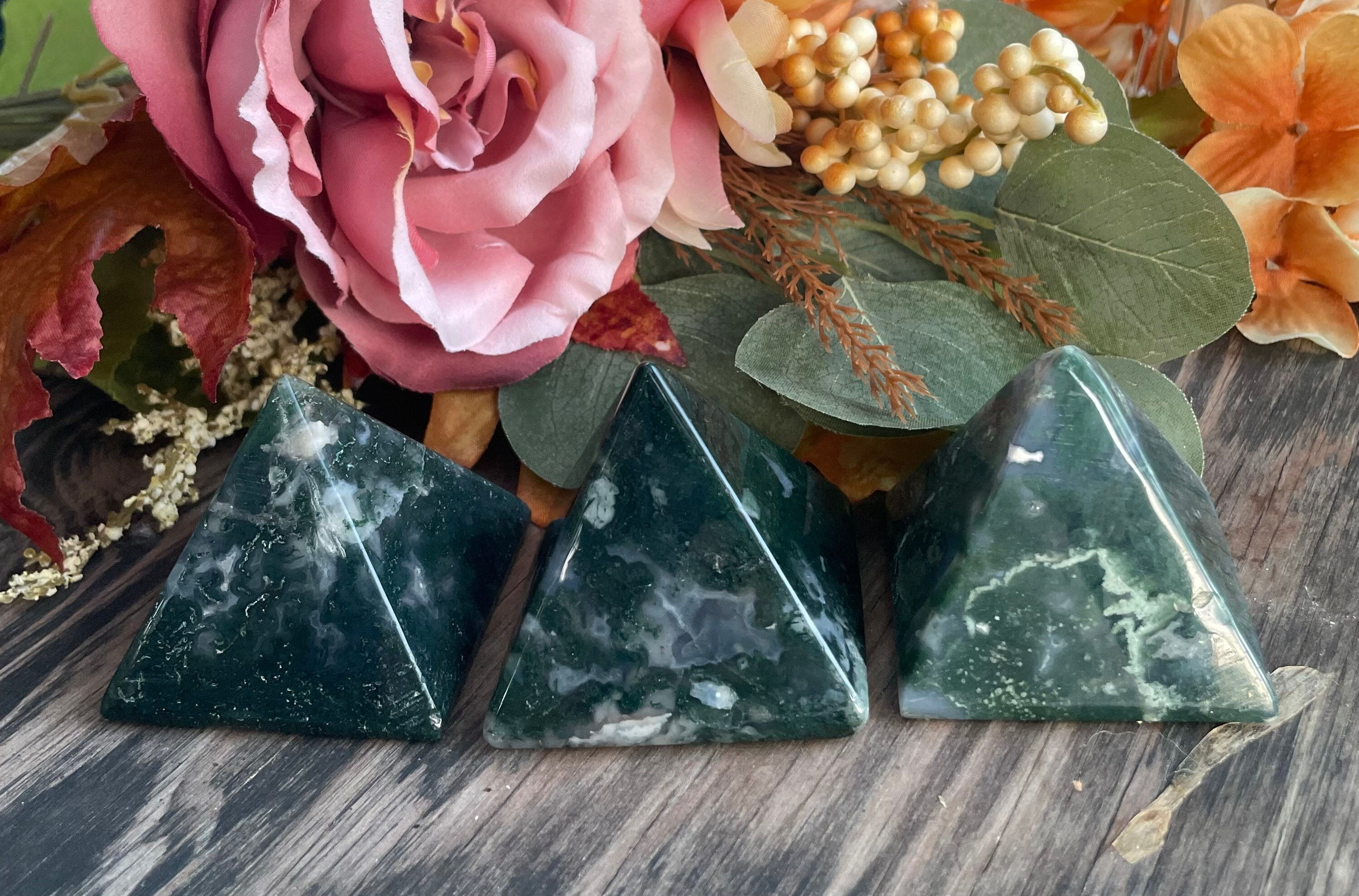 Moss Agate, Moss Agate Pyramid, Qty. 1