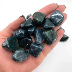 Green Moss Agate, Tumbled Green Moss Agate, Pocket Green Agate, T-64