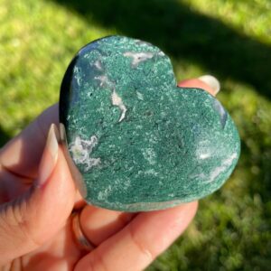 Tumbled Moss Agate Heart Crystal: Polished Gemstone (45-65mm) Mah6