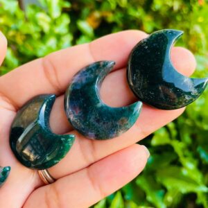 Small Moss Agate Crystal Moon: Tumbled Gemstone (30 Mm)