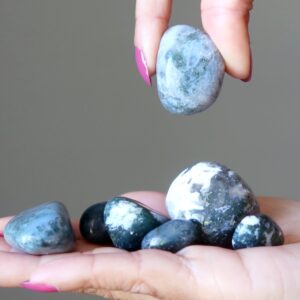 Moss Agate Tumbled Stone Natural Green