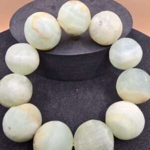Calcite Crystal Bracelet: Natural Stone Jewelry for Anxiety Relief