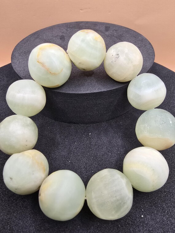Calcite Crystal Bracelet: Natural Stone Jewelry For Anxiety Relief