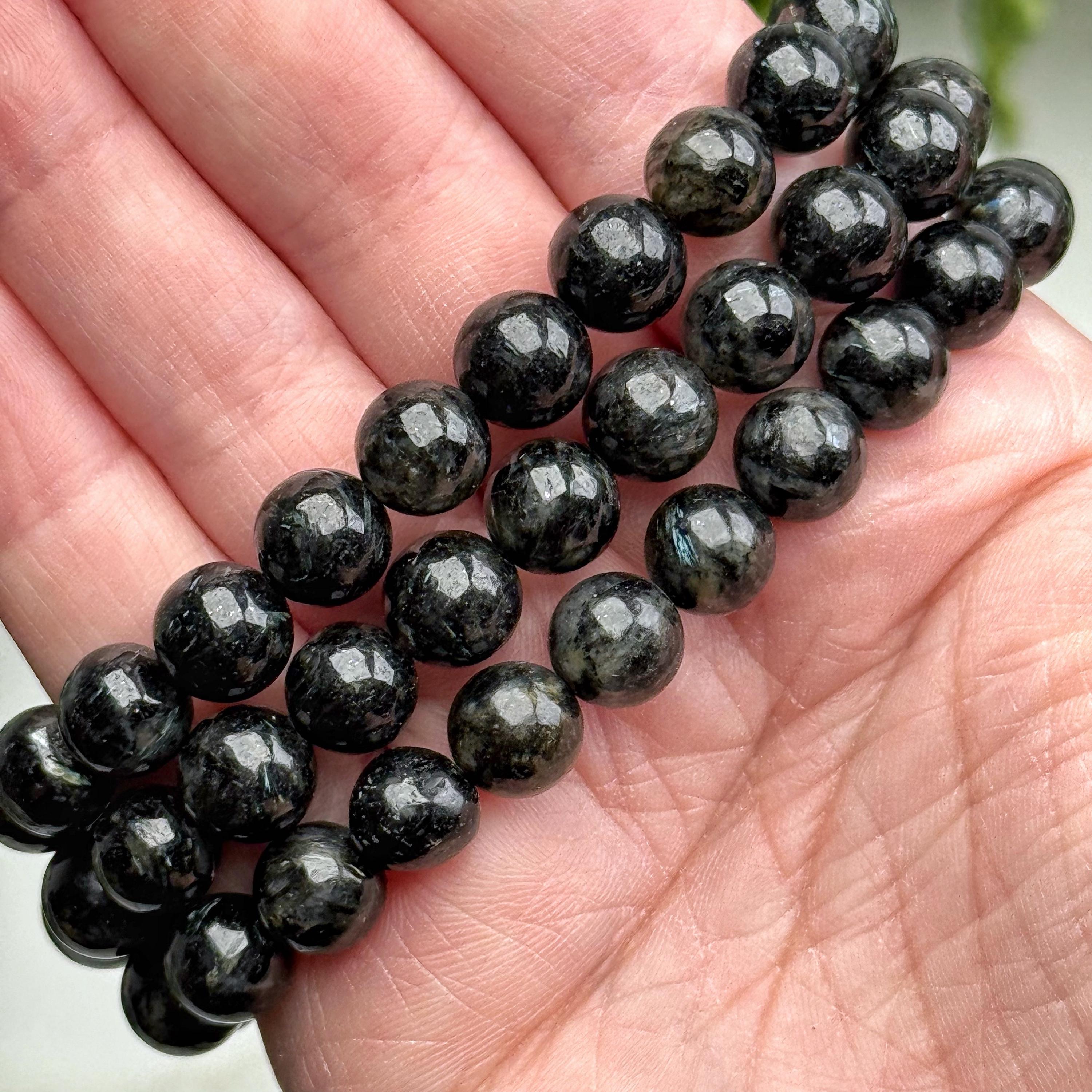 Nuummite Bracelet | 6-8mm | - No. 649 (polished Black Crystal Jewelry, Root Chakra, Healing Stone)
