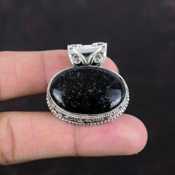 Handmade Nuummite Gemstone Pendant: Vintage 925 Sterling Silver Jewelry