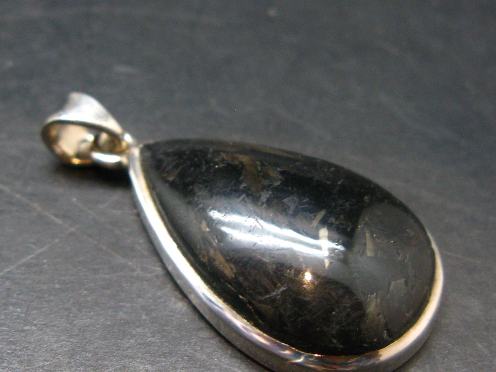 Very Rare Sterling Silver Nuumite Nuummite Pendant From Greenland - 1.6" - 10.53 Grams