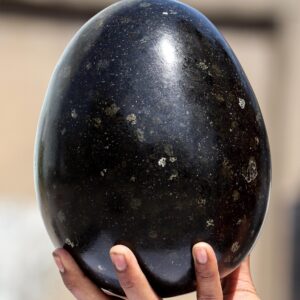 190MM Brown Coppernite Nuummite Crystal Egg: Chakra Healing Stone 190MM Brown Coppernite Nuummite Crystal Egg: Chakra Healing Stone