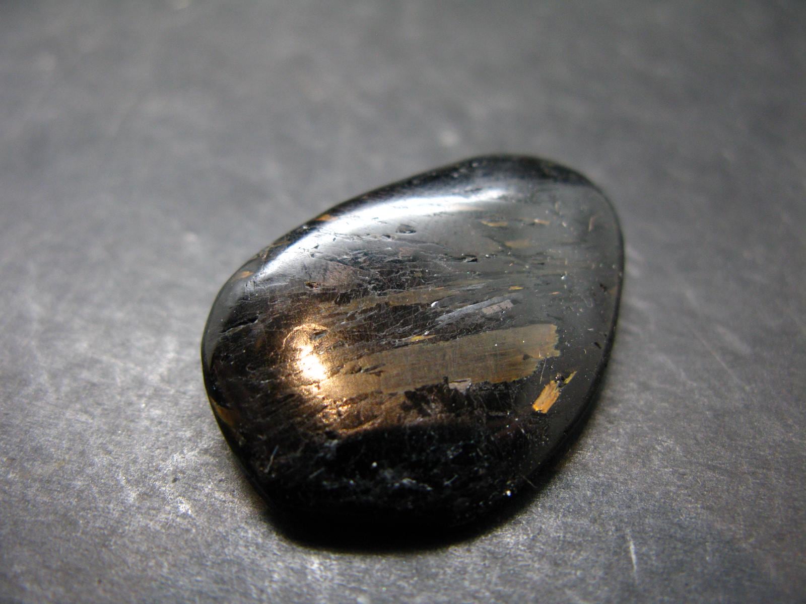Rare Nuumite Nuummite Tumbled Stone From Greenland - 12.90 Grams - 1.3"