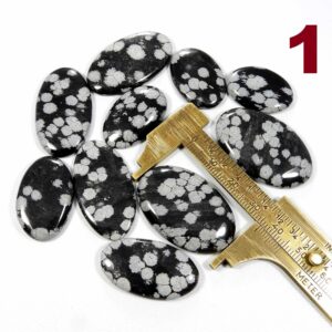 White Black Snow Flake. Snow Flake Obsidian Cabochon. Natural Snow Flake Obsidian Gemstone. Wholesale Snow Flake For Jewelry. Variation-3 White Black Snow Flake. Snow Flake Obsidian Cabochon. Natural Snow Flake Obsidian Gemstone. Wholesale Snow Flake For Jewelry. Variation-3