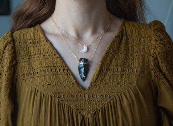 Black Obsidian Arrowhead Necklace Women, Crystal Arrowhead Pendant Necklace Gold Wire Wrapped, Rough Gemstone Chunky Necklace For Her