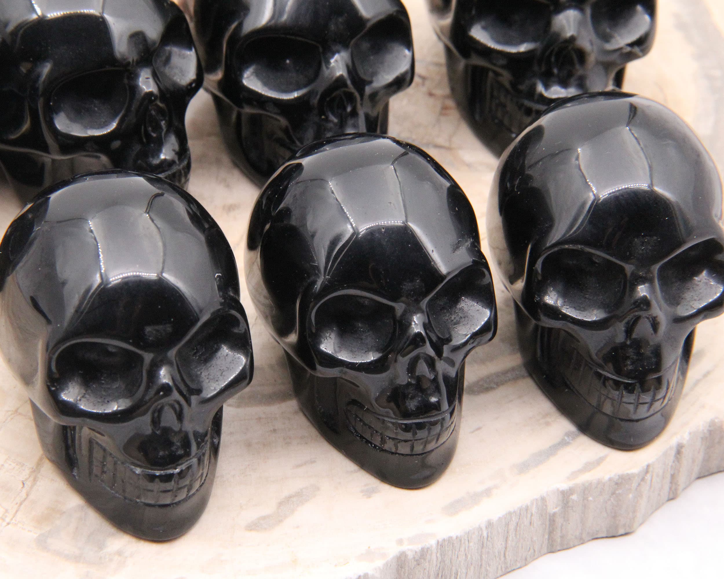 2 Inch Skulls Decor,black Obsidian Skulls,for Gift Skulls Decor,natural Black Obsidian Skull,gemstone Skull Decor,fashion Style Skull Decor. 2 Inch Skulls Decor,black Obsidian Skulls,for Gift Skulls Decor,natural Black Obsidian Skull,gemstone Skull Decor,fashion Style Skull Decor.